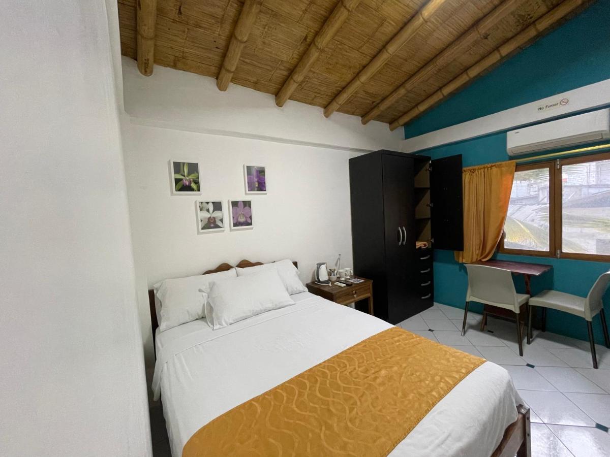 La Casa Naranja Bed And Breakfast Olon Exterior photo