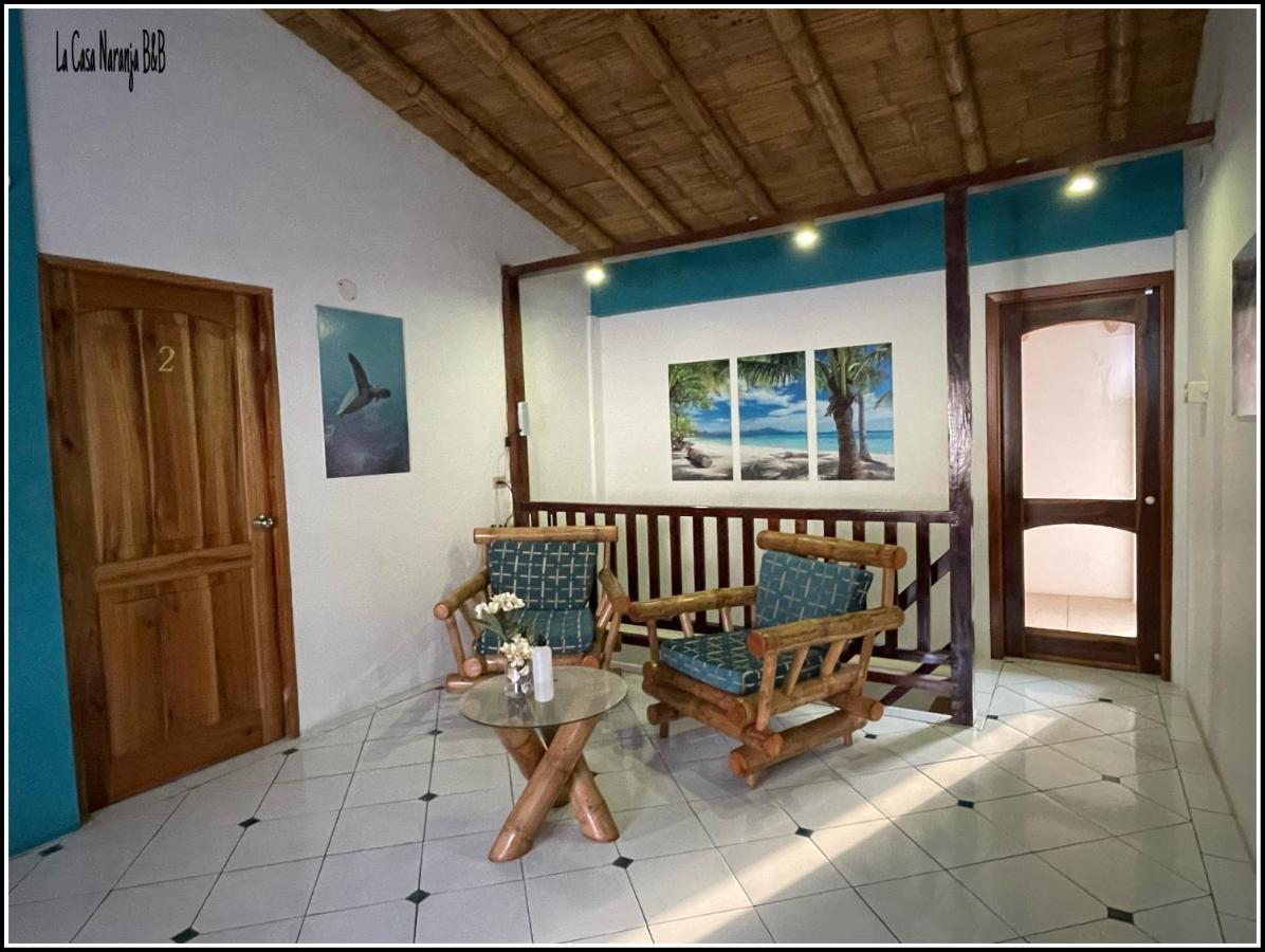 La Casa Naranja Bed And Breakfast Olon Exterior photo