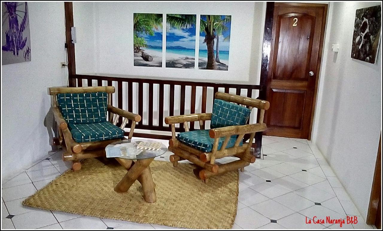 La Casa Naranja Bed And Breakfast Olon Exterior photo