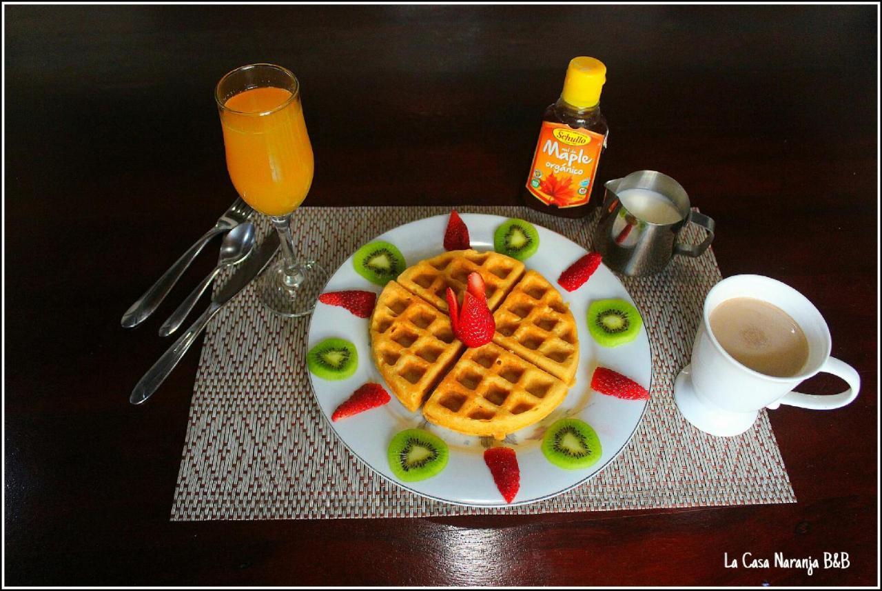 La Casa Naranja Bed And Breakfast Olon Exterior photo